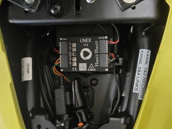Kellermann i.NEX V12 monterad